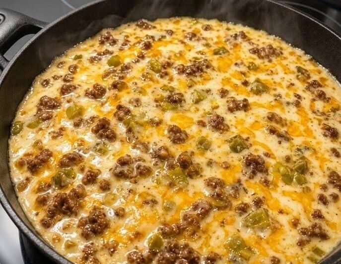 Gluten-Free High-Protein Ground Beef Cottage Cheese Queso Skillet Dip